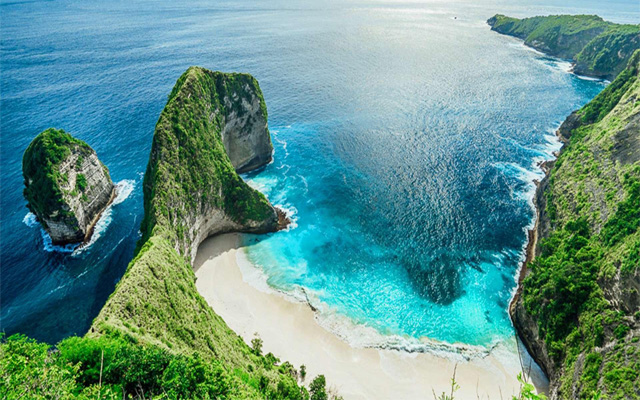 Bãi biển Kelingking Beach